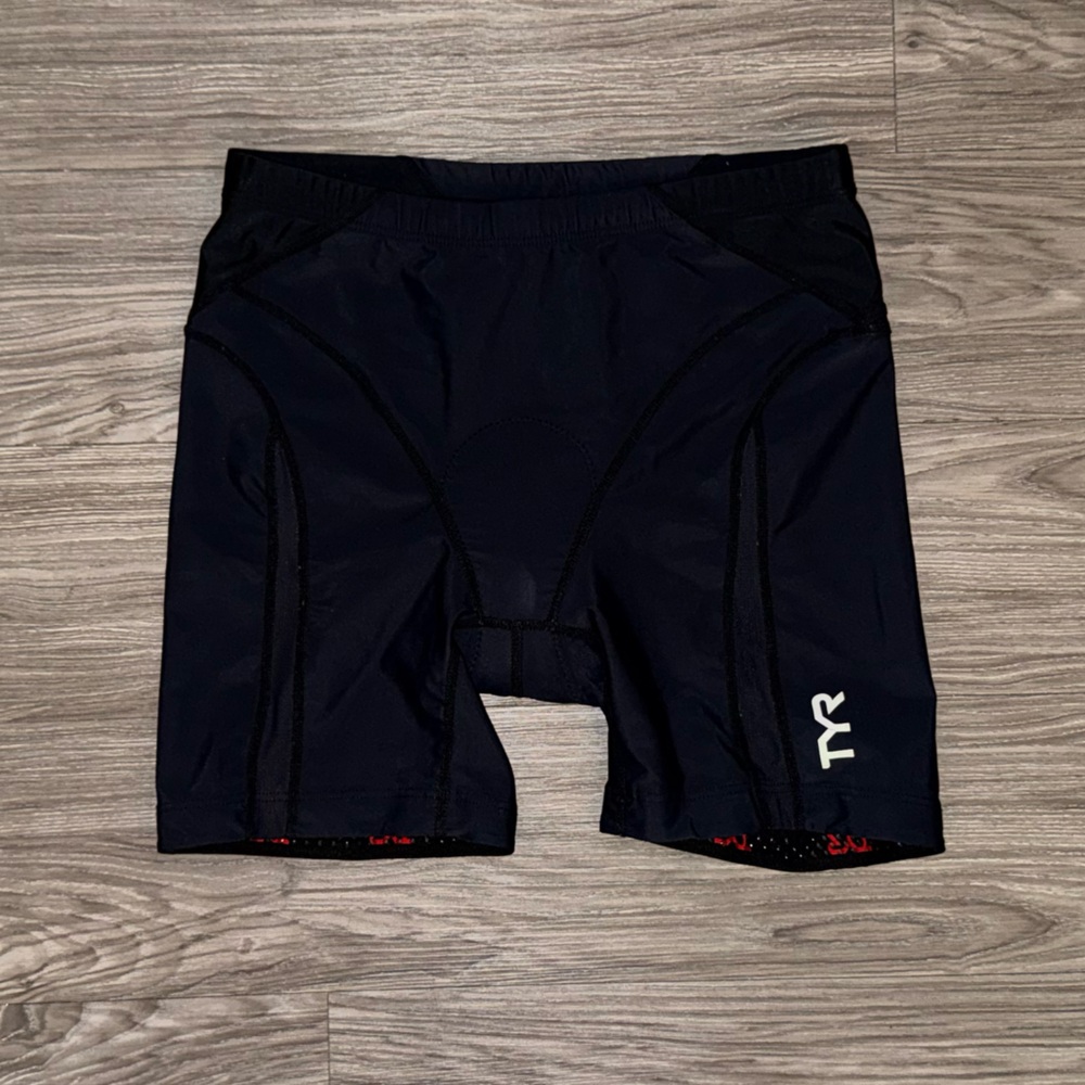 TYR DriMax Unisex XL Black Athletic Padded Bike Cycling Shorts